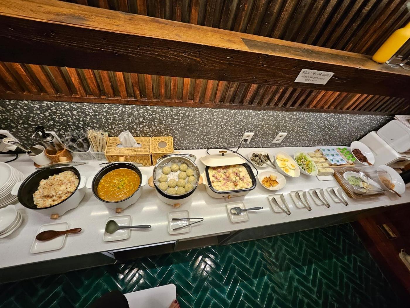 February Hotel Seongseo Тэгу Экстерьер фото